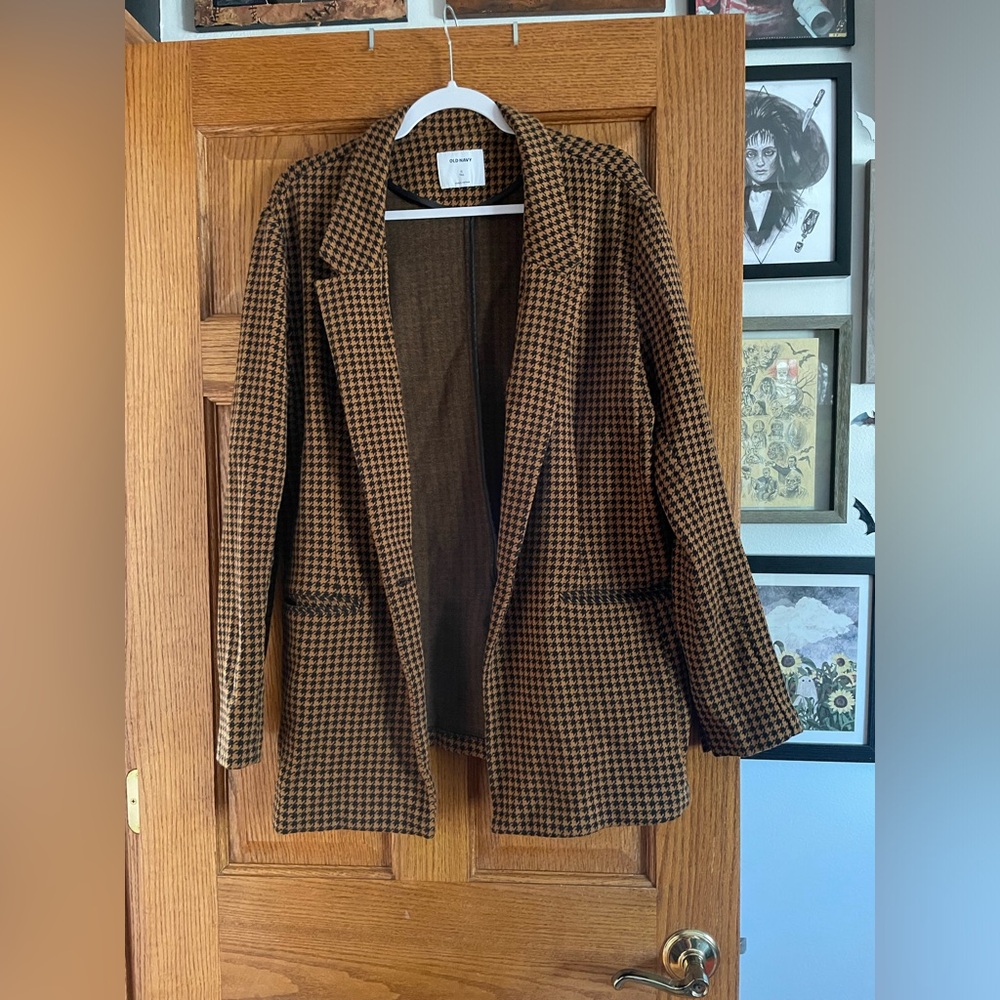 Old Navy houndstooth blazer